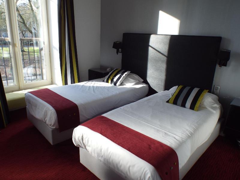 Logis Hotel Saint Martin Орлеан Екстериор снимка