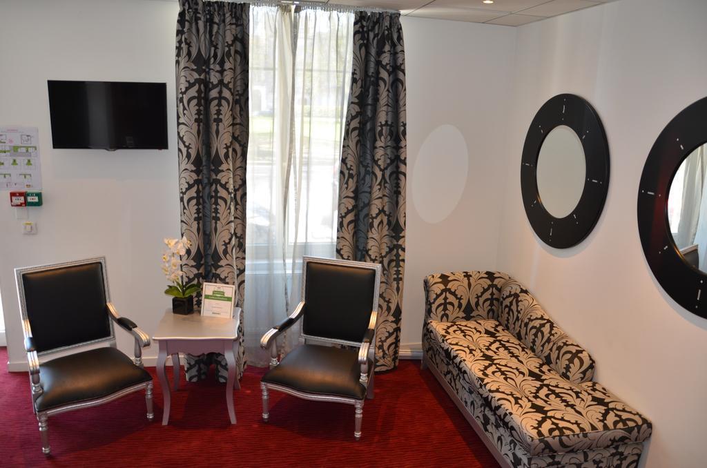 Logis Hotel Saint Martin Орлеан Екстериор снимка
