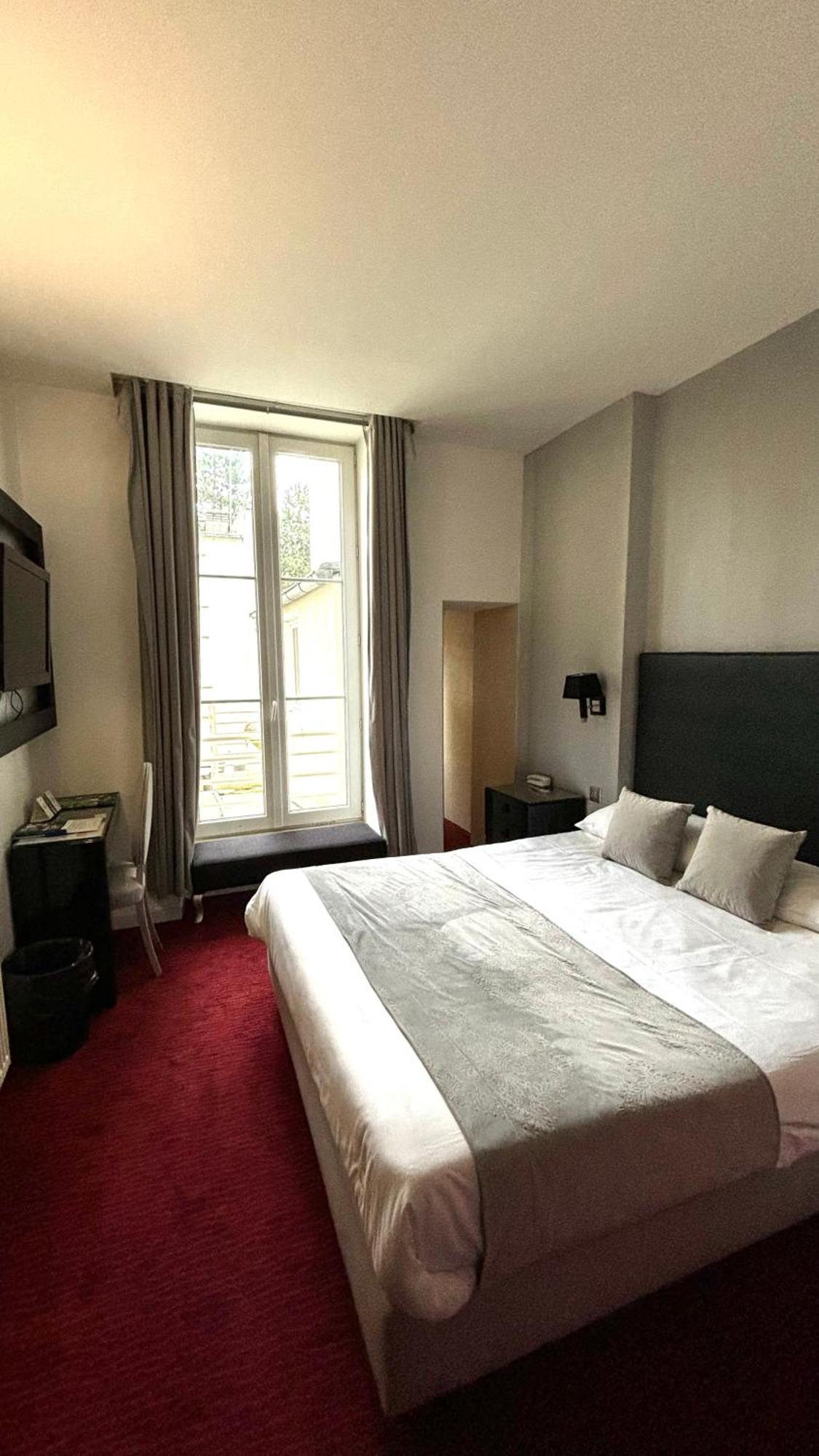 Logis Hotel Saint Martin Орлеан Екстериор снимка